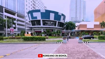 Music One Family KTV -The Walk