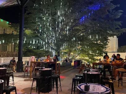 Social Park Avenue - Mango Square
