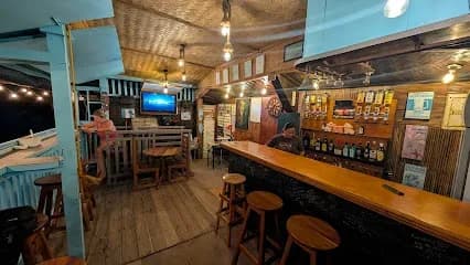 Piggy’s sunset bar