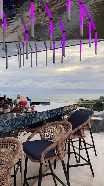 DOXA Skybar - Fira Beach Club - Bars & Clubs - Karon