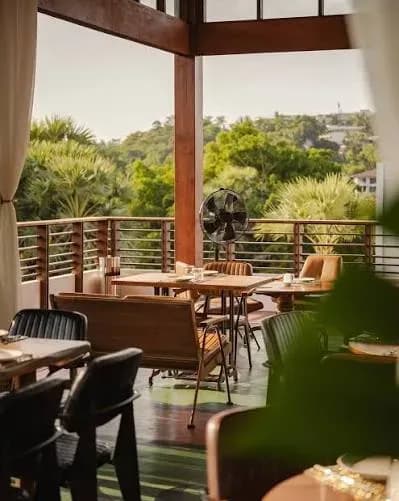 Sunlique Rooftop Restaurant - Restaurants - Kata