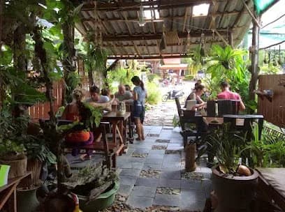 Peak Café