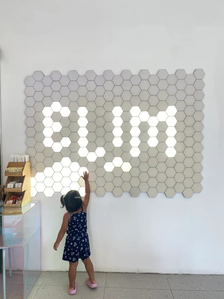 Cafe Elim