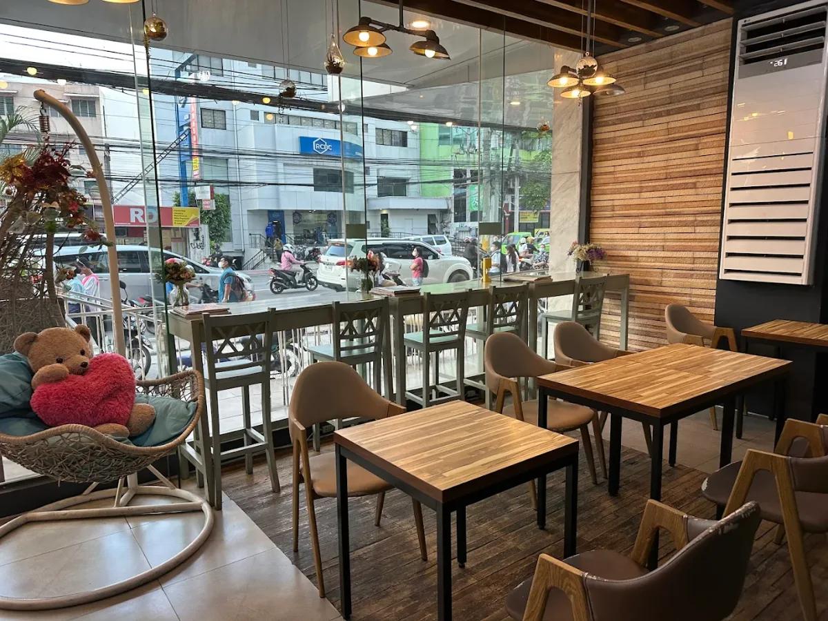 Cafe Talk Library