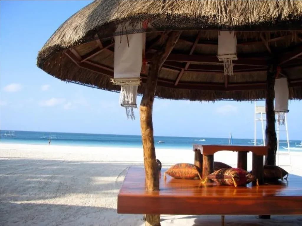 Sur Beach Resort 2